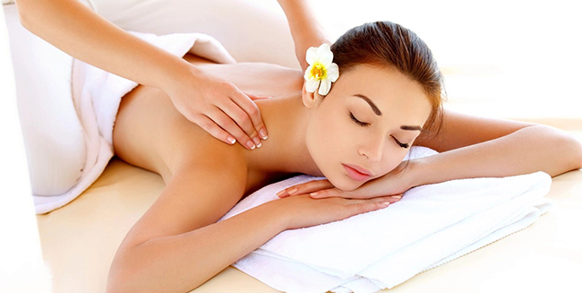 Massage được sử dụng rộng rãi trong các spa làm đẹp