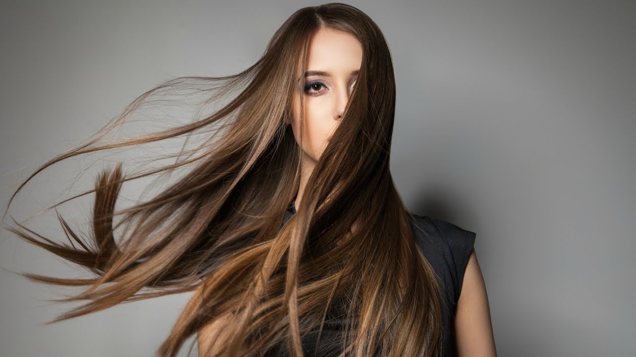 Dầu xả giúp tóc mượt mà óng ả
