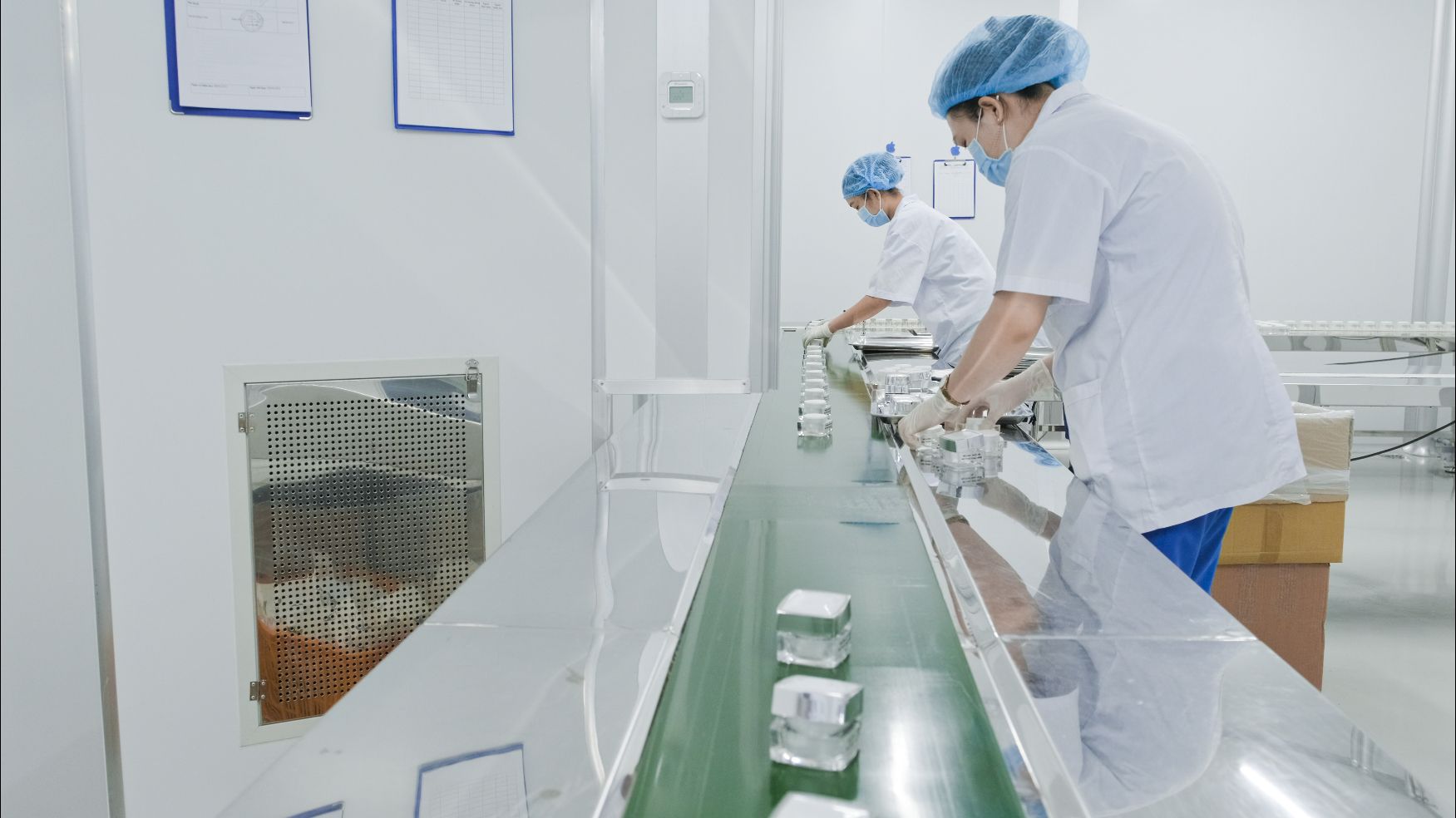 Quy trình đóng gói, sản xuất đạt chuẩn GMP