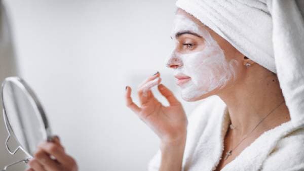 các sản phẩm chăm sóc da an toàn