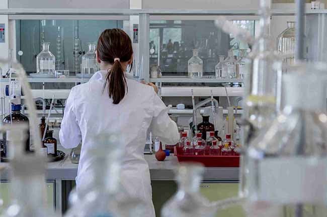 Công thức gia công mỹ phẩm tại Labcos được nhiều chuyên gia hàng đầu nghiên cứu.