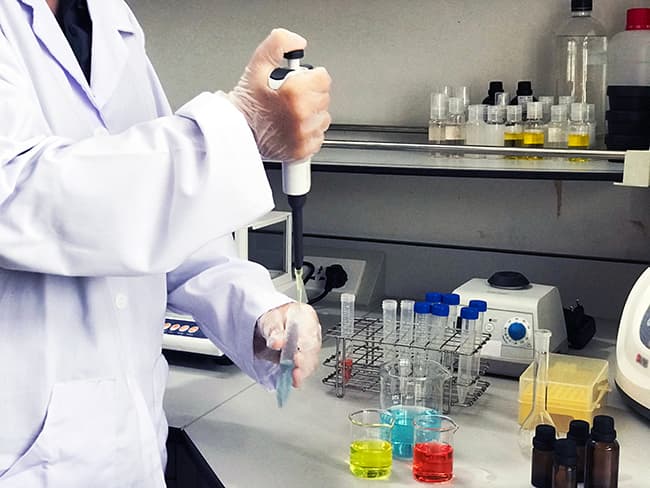 Công thức gia công mỹ phẩm tại Quận Cẩm Lệ - Đà Nẵng được nhiều chuyên gia Labcos hàng đầu nghiên cứu.