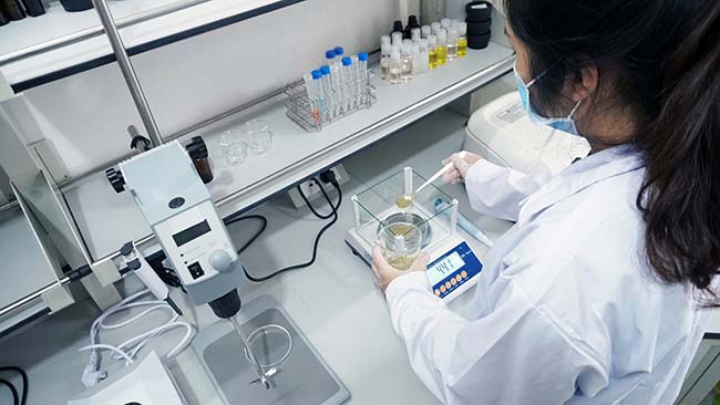 Labcos hỗ trợ xây dựng và phát triển công thức gia công mỹ phẩm cho khách hàng.