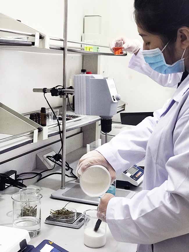 Labcos hỗ trợ xây dựng và phát triển công thức mỹ phẩm dành riêng cho khách hàng.