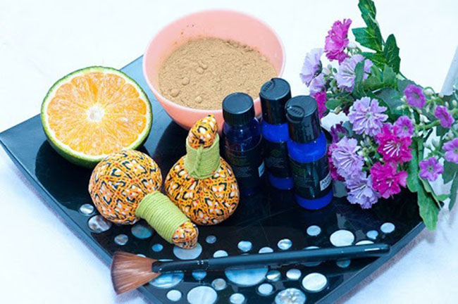 Mỹ phẩm từ thiên nhiên luôn luôn nhận được sự quan tâm, yêu thích.