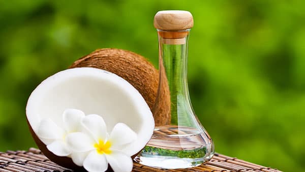 Sự khác biệt giữa sản xuất dầu Dừa bằng phương pháp ép lạnh và thủ công