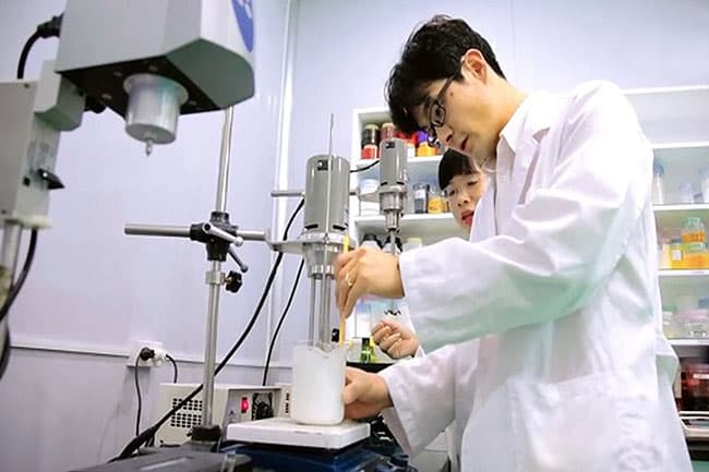 Khách hàng luôn luôn được trao đổi trực tiếp về quy trình sản xuất sản phẩm và phát triển công thức cho sản phẩm