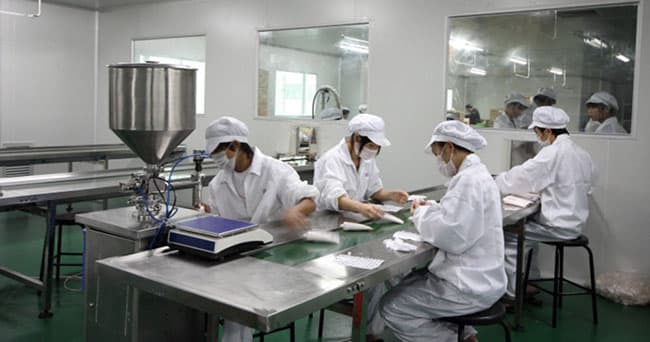 Khách hàng luôn luôn được trao đổi trực tiếp về quy trình sản xuất và phát triển công thức cho sản phẩm.