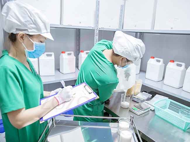 Đội ngũ nhân viên nhiệt huyết, tận tình, chuyên nghiệp.