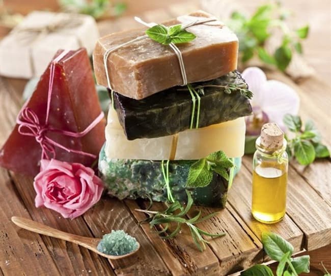 Các cá nhân kinh doanh mỹ phẩm handmade là một trong những khách hàng của Labcos tại Quận Ba Đình - Hà Nội