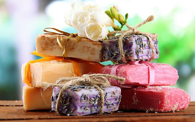 Các cá nhân kinh doanh mỹ phẩm handmade là một trong những khách hàng của Labcos tại Quận Hà Đông.