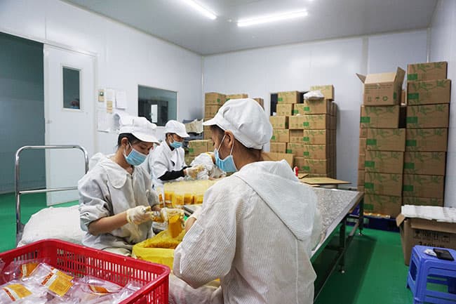Quy trình gia công mỹ phẩm nhanh chóng, tiết kiệm chi phí.