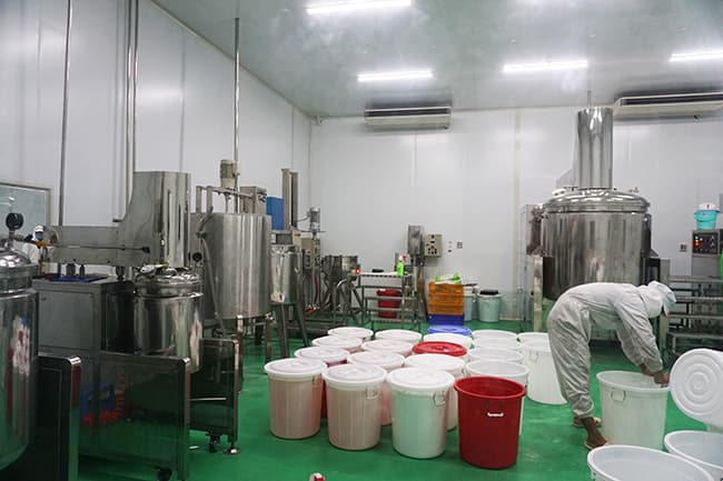 Nhà máy gia công mỹ phẩm đạt chuẩn chất lượng GMP.