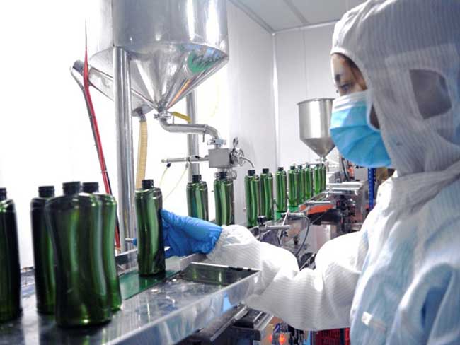 Nhà máy đạt chuẩn GMP đảm bảo chất lượng cho sản phẩm.