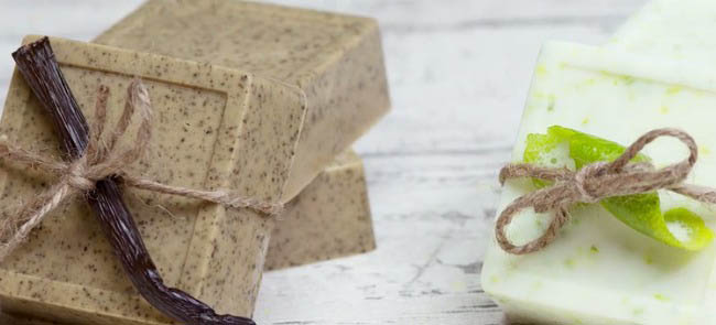 Các đơn vị kinh doanh mỹ phẩm handmade là một trong số khách hàng của Labcos tại Đức Hòa.
