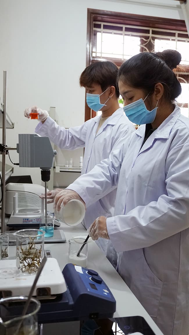 Labcos là đơn vị gia công mỹ phẩm uy tín, chất lượng hàng đầu tại Sơn Tây - Hà Nội.
