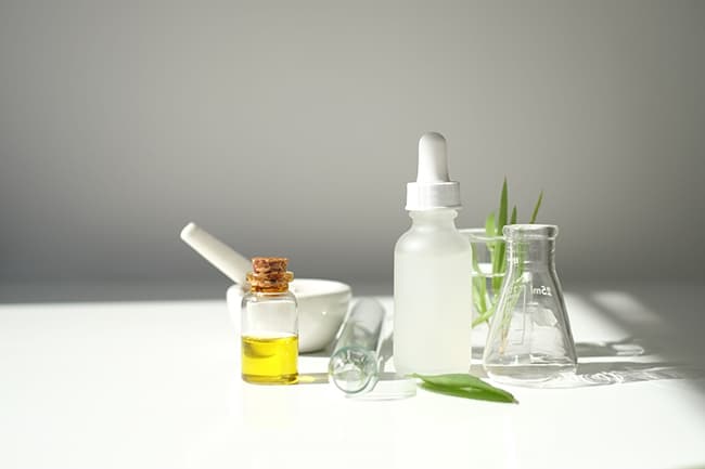 Serum Tràm Trà đặc trị cho làn da mụn