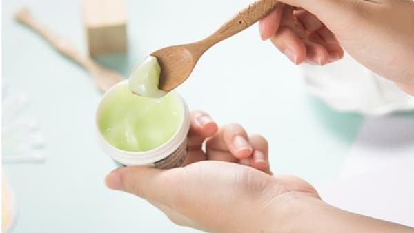 Cách bắt đầu kinh doanh mỹ phẩm tại nhà