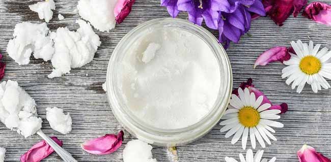 Labcos cung ứng các nguyên liệu làm mỹ phẩm 100% từ thiên nhiên như tinh dầu, dầu nền, v.v…