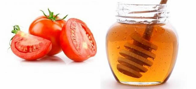 Cà Chua hỗ trợ cải thiện vùng da mụn bị tổn thương.