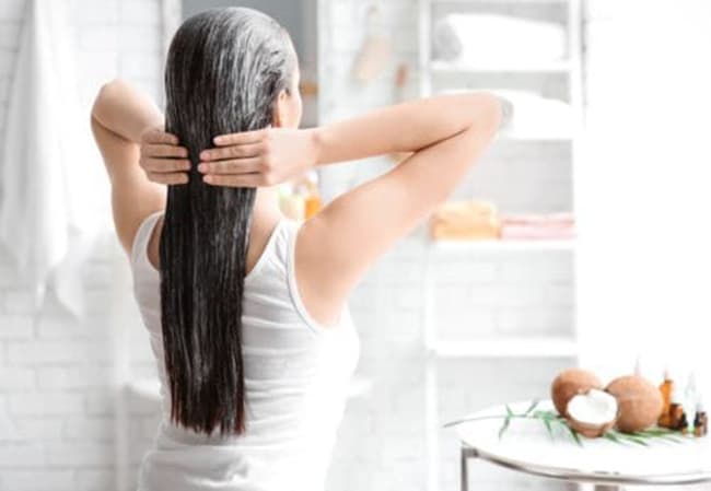 Dầu Dừa giúp kích thích mọc tóc 