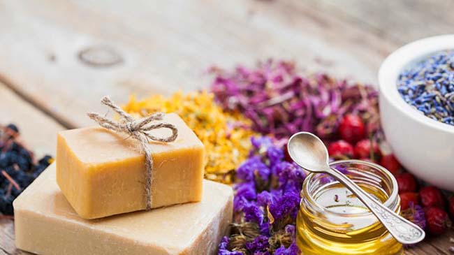 Labcos là công ty chuyên cung cấp nguyên liệu làm mỹ phẩm handmade tại Quận 5 - TPHCM