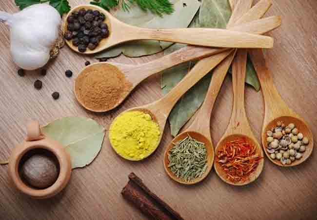 Nguồn nguyên liệu mỹ phẩm chính là yếu tố quyết định nên chất lượng cho sản phẩm.