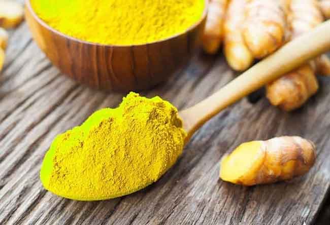 Nguồn nguyên liệu mỹ phẩm chất lượng đóng vai trò quan trọng.