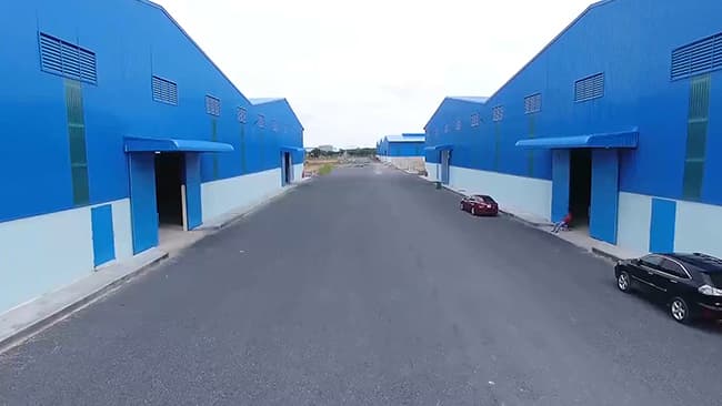 Labcos sở hữu nhà máy sản xuất rộng lớn, đạt tiêu chuẩn GMP.