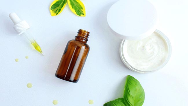 Thị hiếu chăm sóc da bằng mỹ phẩm thiên nhiên ngày một tăng cao.