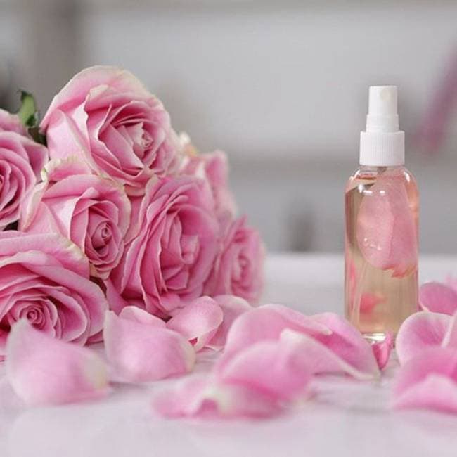 toner hoa hồng sản phẩm được mọi người ưa chuộng