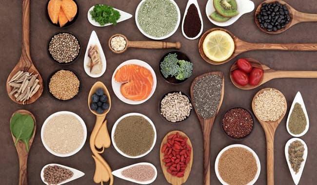 Vitamin được biết đến thành phần dưỡng chất cần thiết cho sức khỏe cũng như làn da của chúng ta.